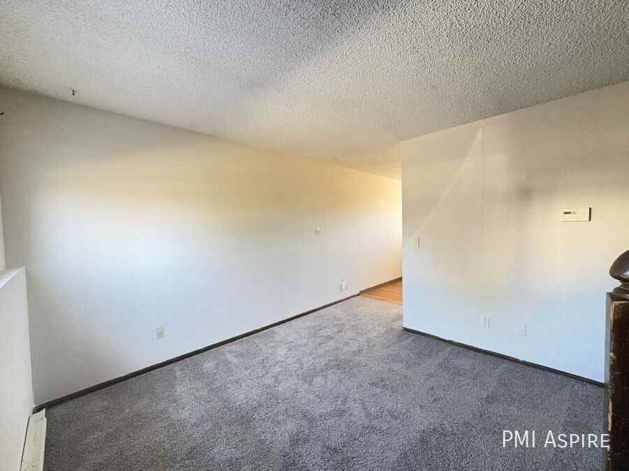 2024 Lincoln St #2026 - Photo 5 of 16