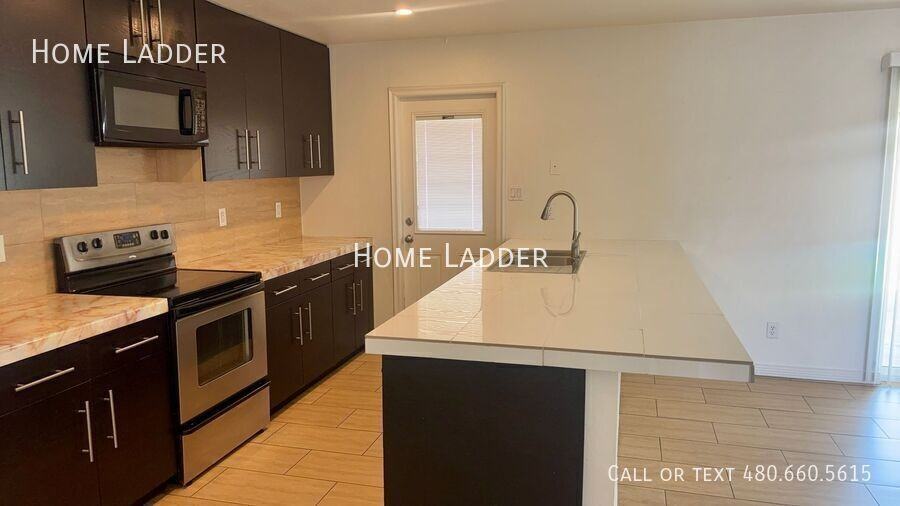 3315 S Ventura Dr - Photo 3 of 24