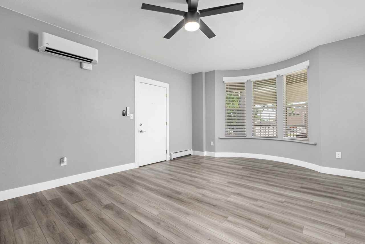 1427 9th Ave #1 - Photo 6 of 23