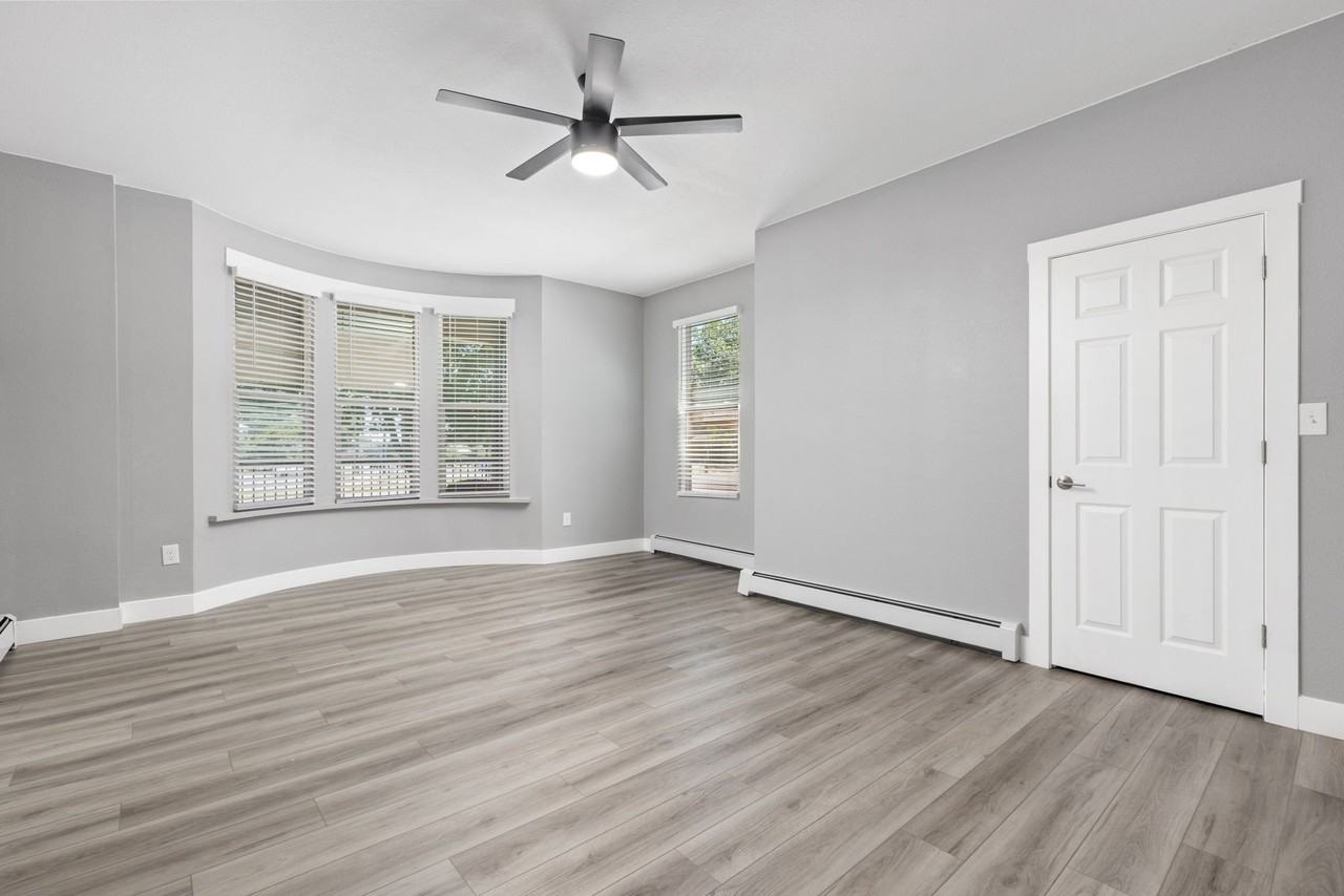 1427 9th Ave #1 - Photo 7 of 23
