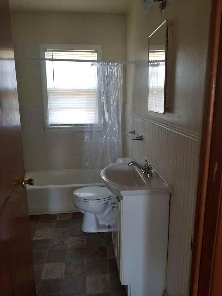 441 Allen St #3 - Photo 5 of 6