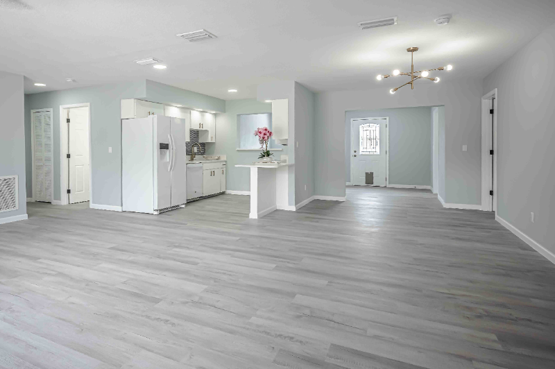 5307 17th Ave W - Photo 3 of 20