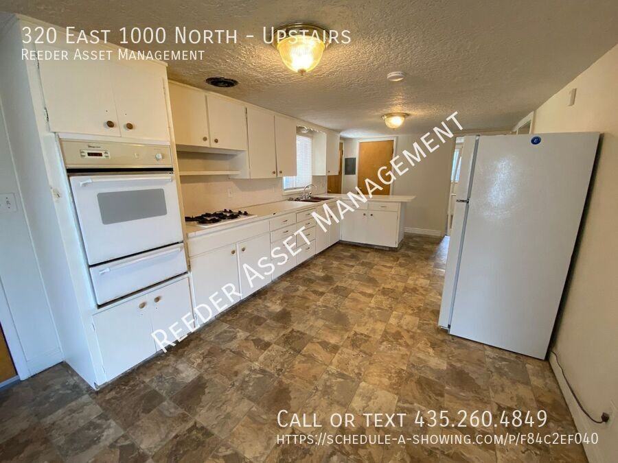 320 E 1000 N - Photo 5 of 24