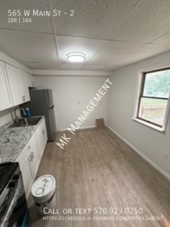 565 W Main St #2 - Photo 4 of 17