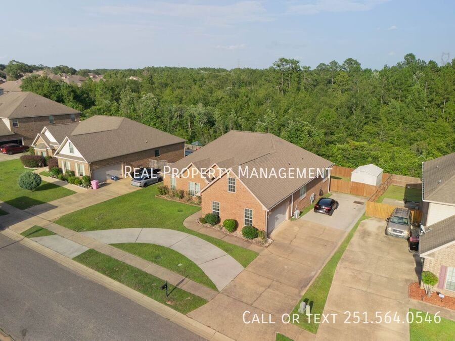 152 Heritage Cir - Photo 2 of 39