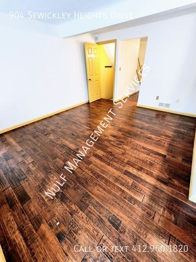 904 Sewickley Heights Dr - Photo 4 of 13
