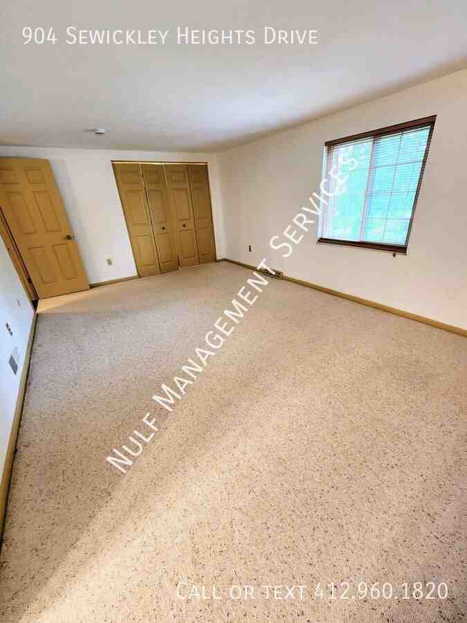 904 Sewickley Heights Dr - Photo 6 of 13