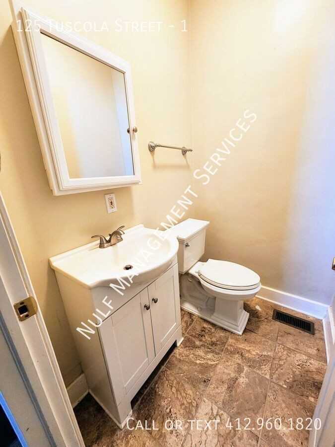 125 Tuscola St #1 - Photo 3 of 9