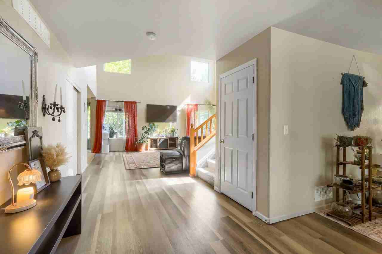 4333 Mt Lincoln St - Photo 5 of 20