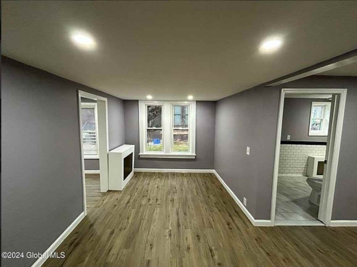 97 3rd Ave #1stFL - Photo 6 of 9