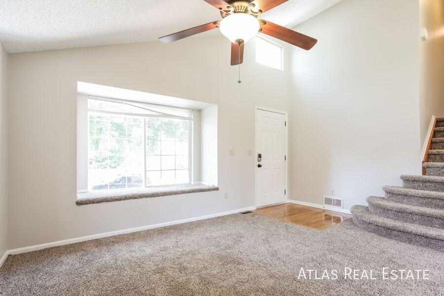 6131 Willowmore Ct - Photo 2 of 20