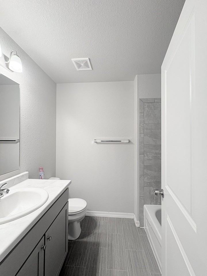 4159 Samaritan Loop - Photo 5 of 12