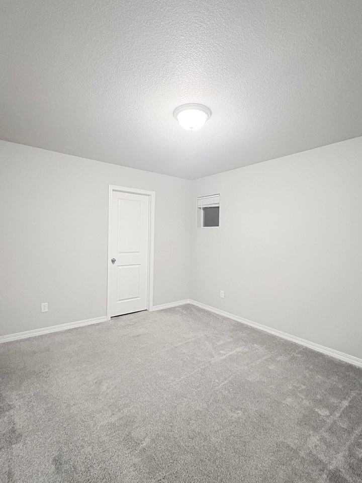 4159 Samaritan Loop - Photo 7 of 12