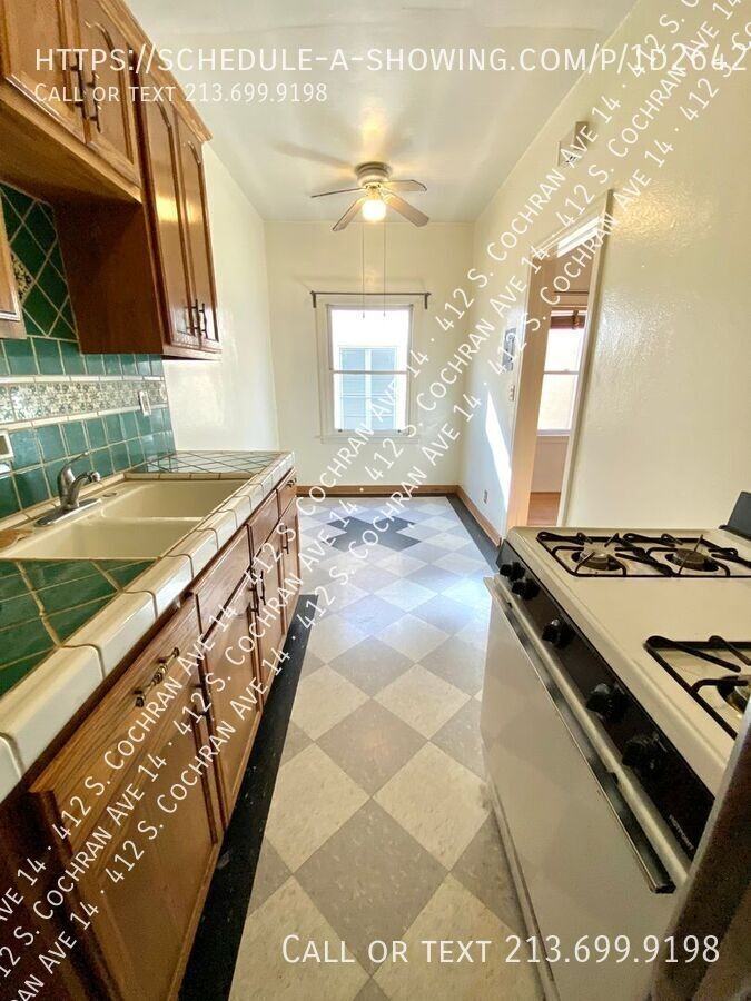 412 S Cochran Ave - Photo 6 of 18