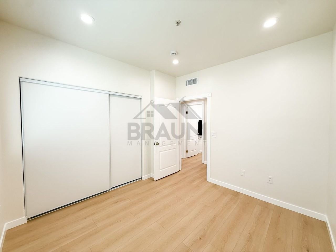 10849 Fruitland Dr #101 - Photo 4 of 24