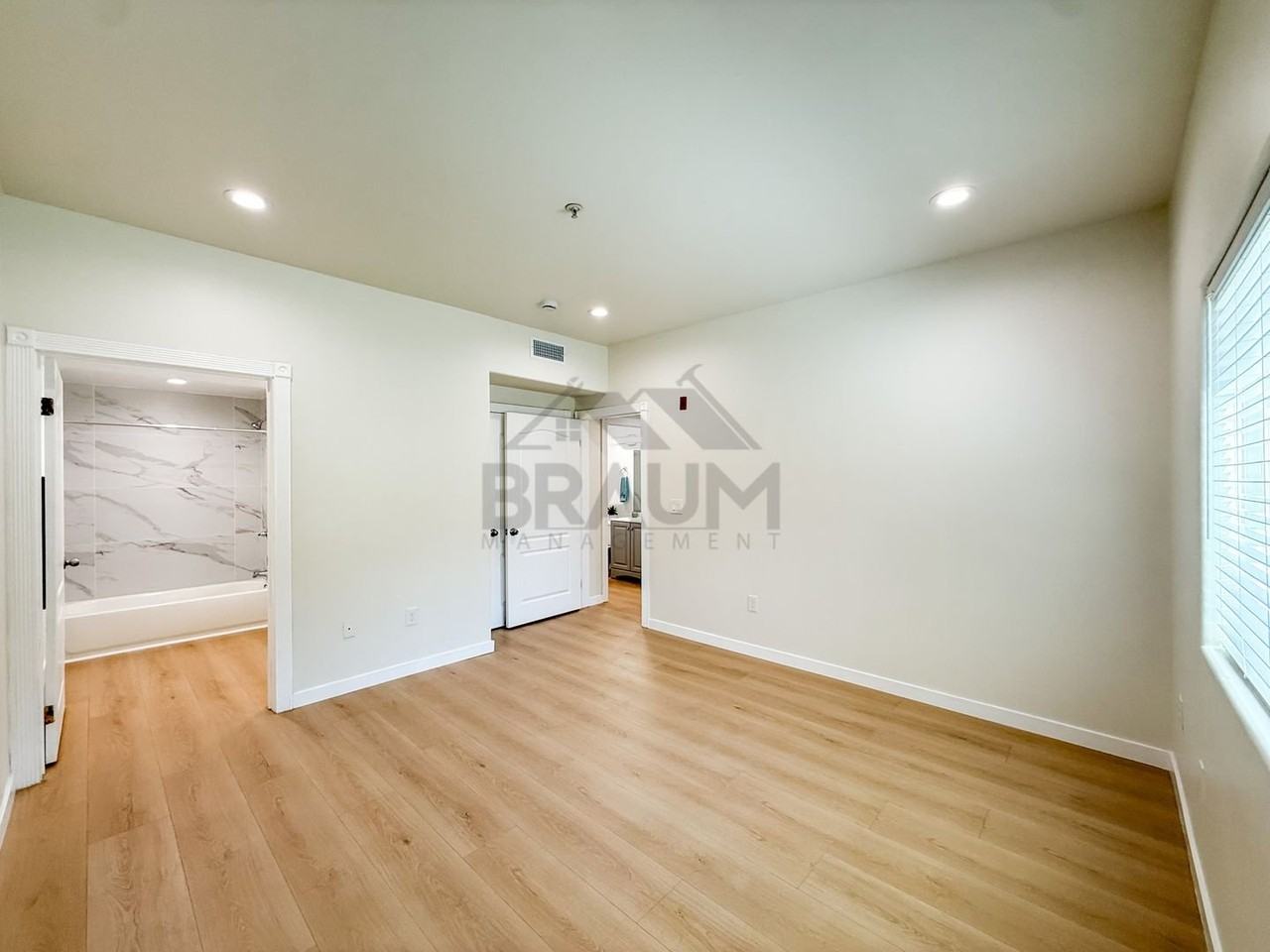 10849 Fruitland Dr #101 - Photo 6 of 24