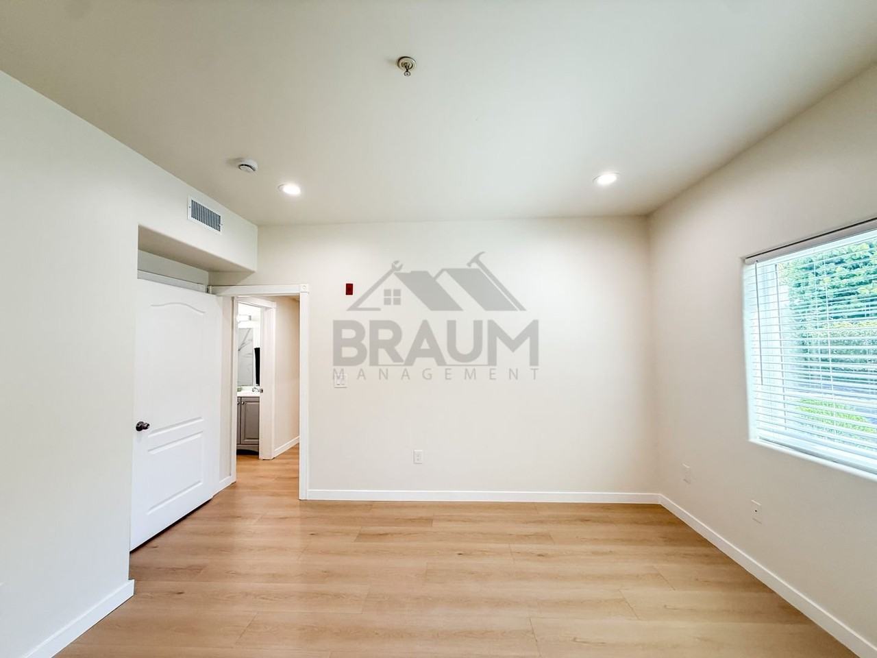 10849 Fruitland Dr #101 - Photo 7 of 24