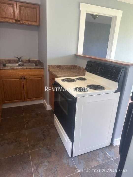1181 Augusta Rd #4 - Photo 2 of 17