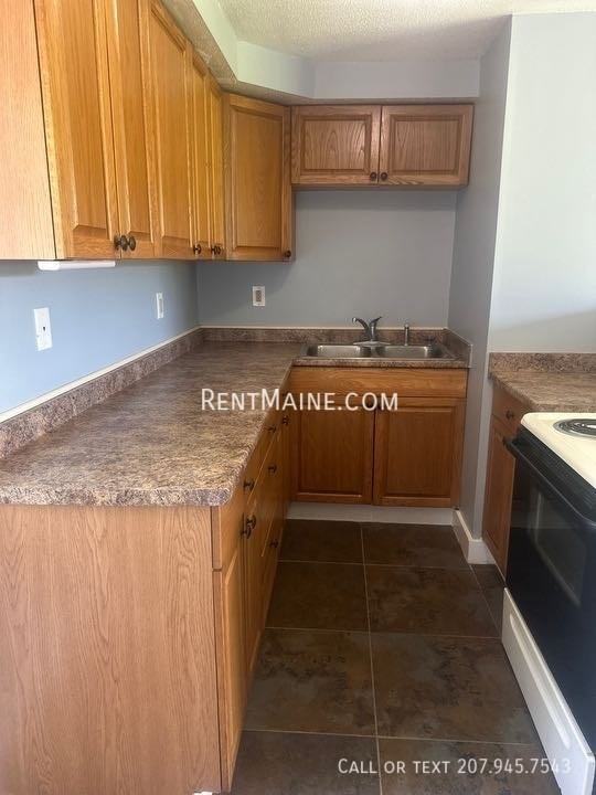 1181 Augusta Rd #4 - Photo 3 of 17
