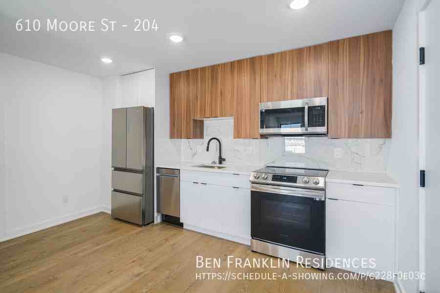 610 Moore St #204 - Photo 6 of 14