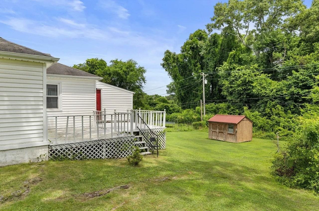 1008 Ridgeway St - Photo 5 of 6