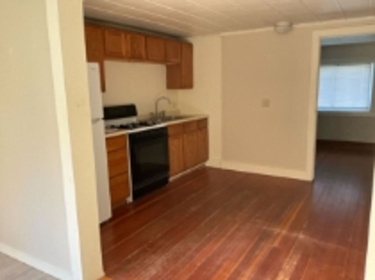 5 Butler Rd #2 - Photo 2 of 10