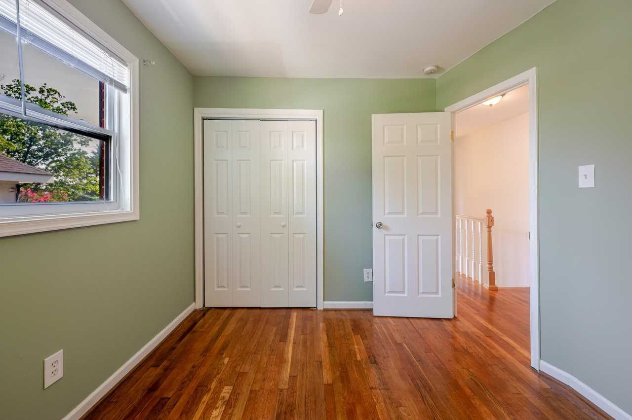6208 8th St Nw - Photo 7 of 25