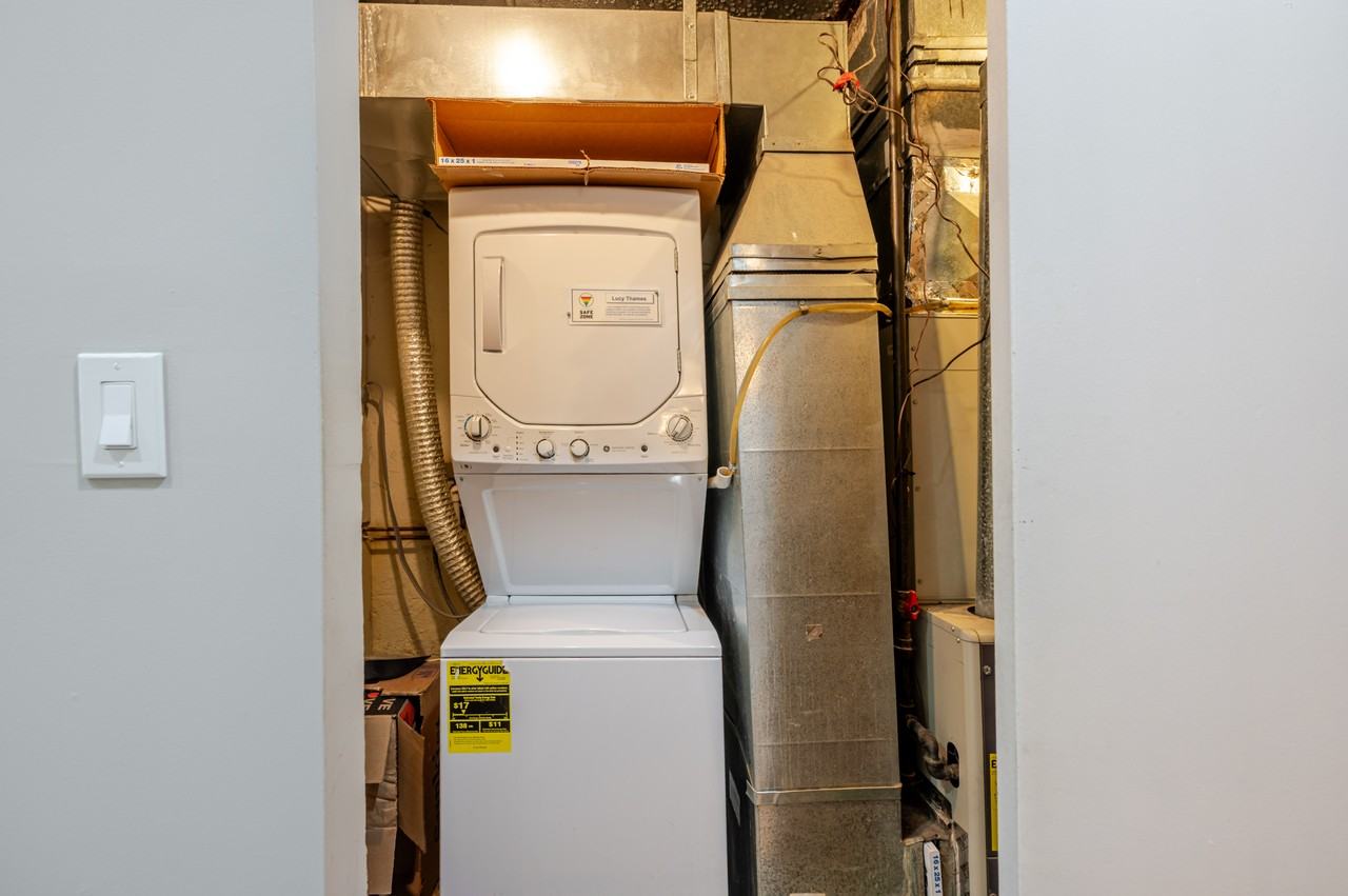 76 P St Nw #B - Photo 2 of 12