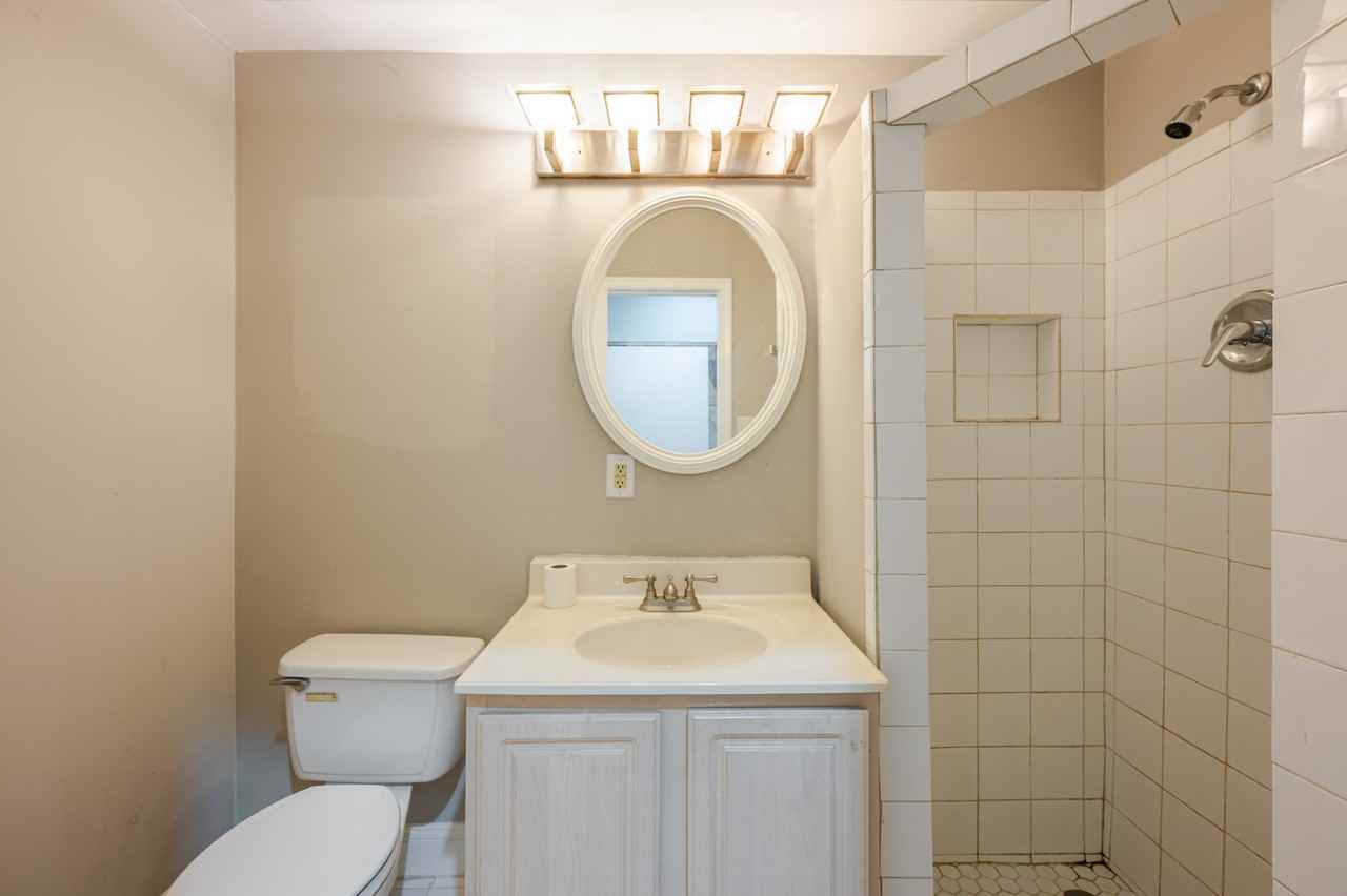 76 P St Nw #B - Photo 4 of 12