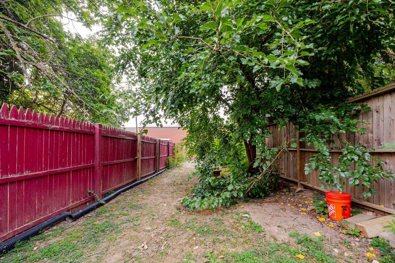 76 P St Nw #B - Photo 7 of 12