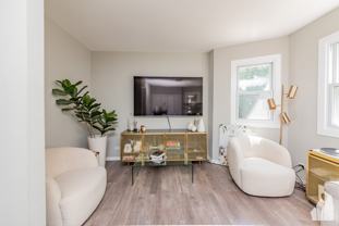 2923 N Avers Ave #2 - Photo 1 of 1