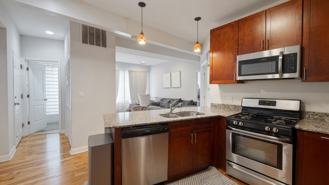 7225 N Rogers Ave #3 - Photo 1 of 1