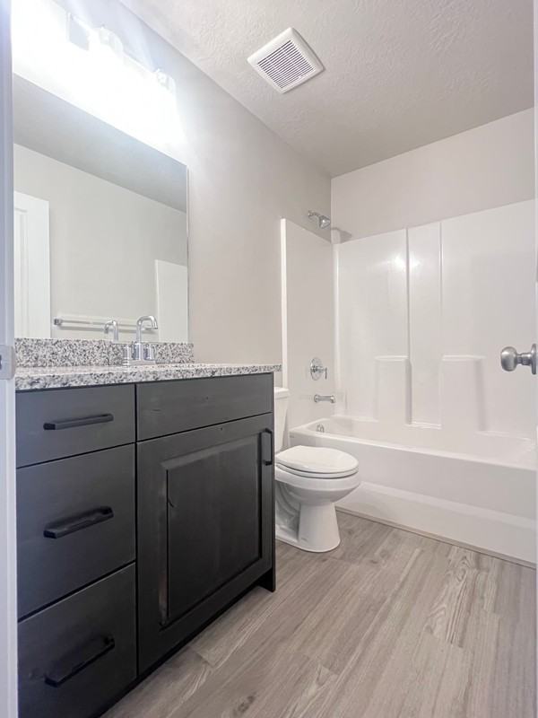 45 Cedar Ln #2 - Photo 7 of 13