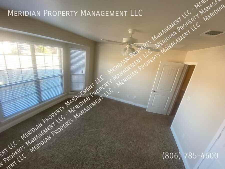 5527 111th St - Photo 5 of 43