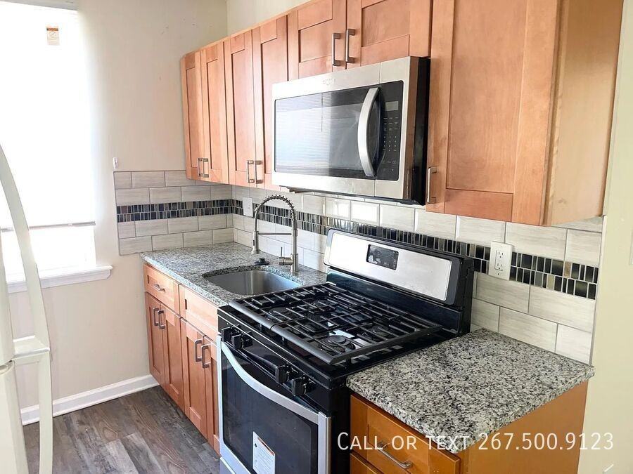 6841 Lynford St #A - Photo 2 of 19
