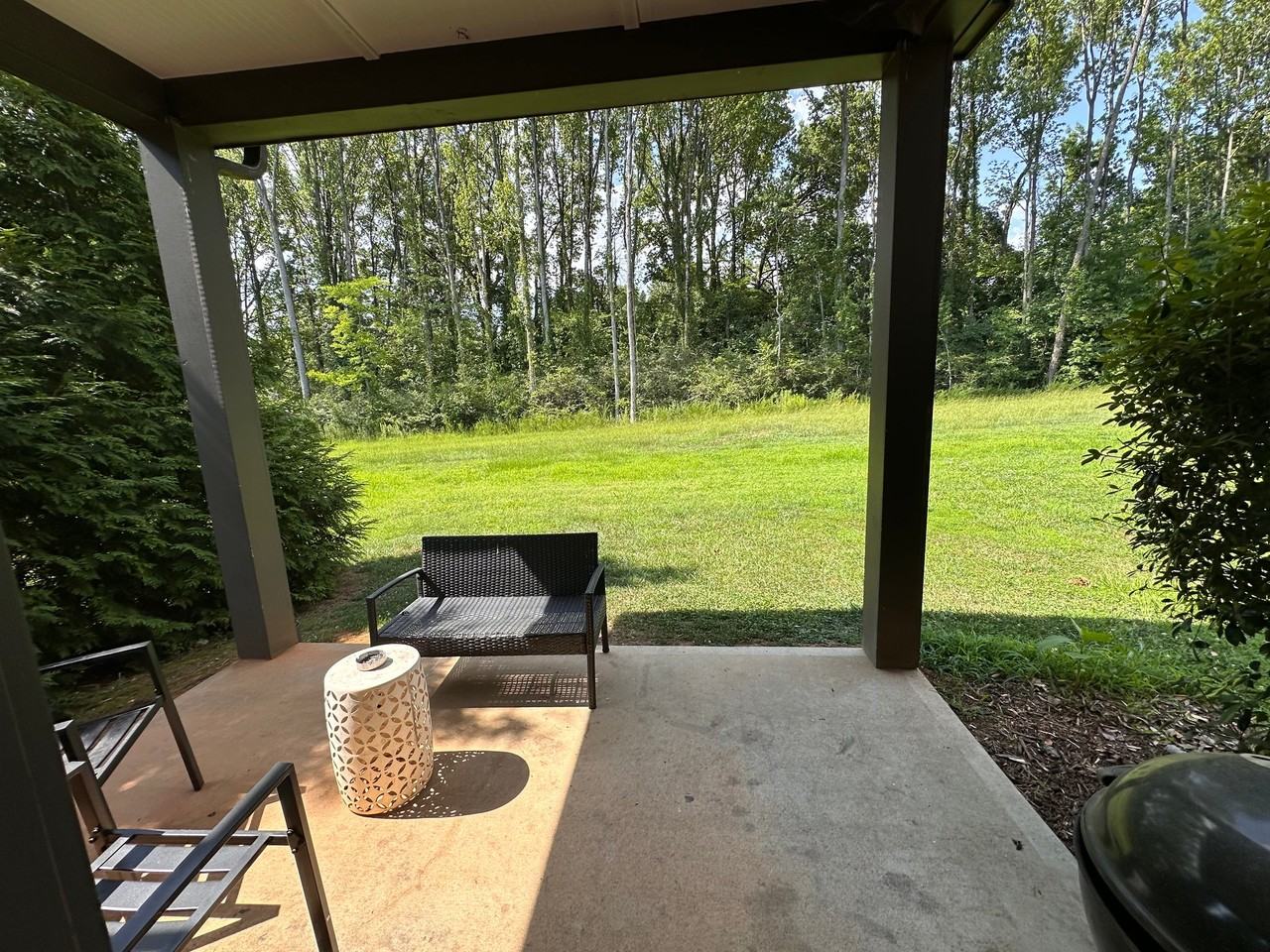 4131 Merlane Dr - Photo 4 of 13