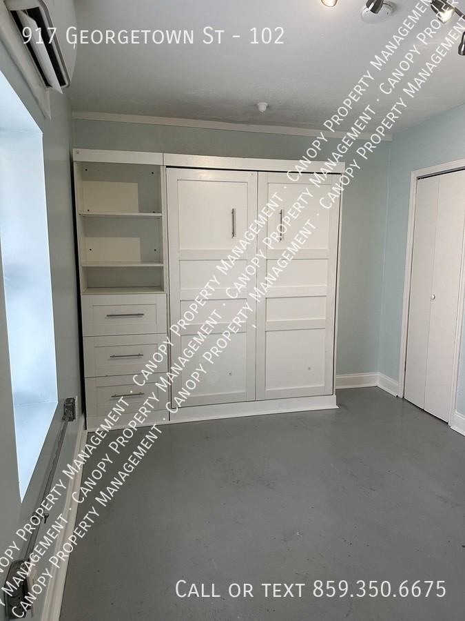 917 Georgetown St #102 - Photo 2 of 7