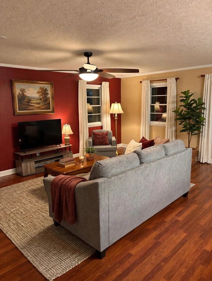 303 Gator Lake Ct - Photo 6 of 11