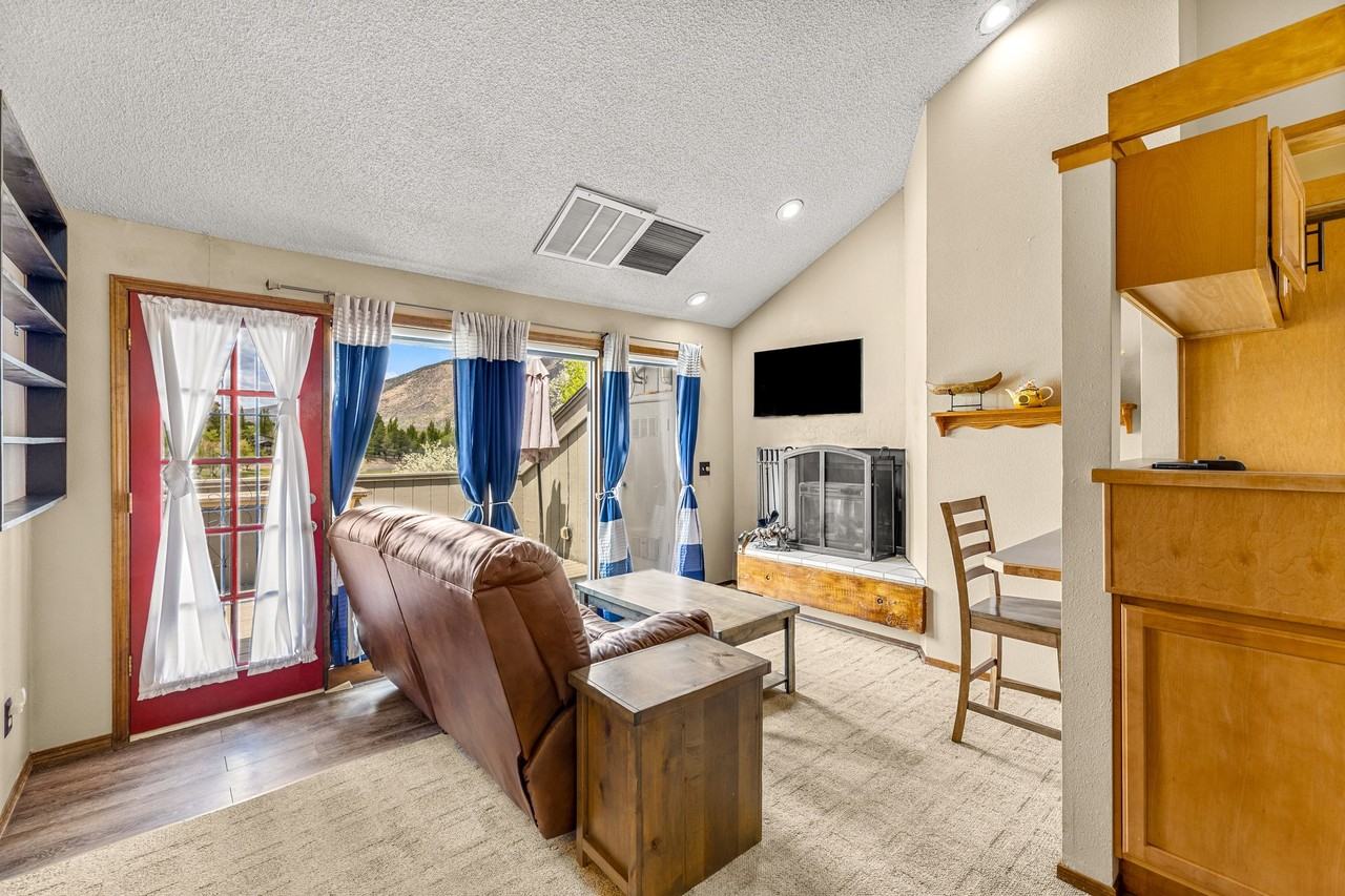2600 N Valley View Rd - Photo 5 of 19