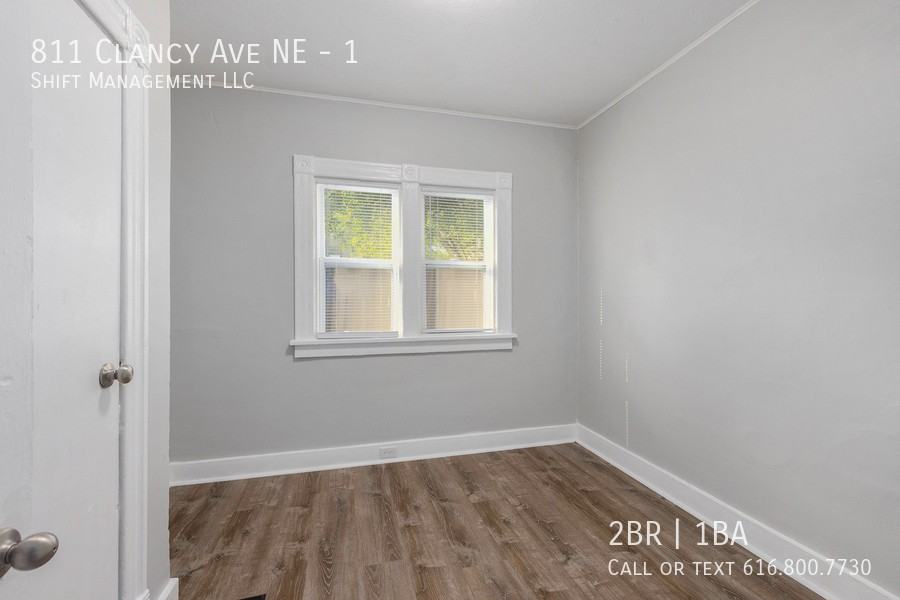 811 Clancy Ave Ne #1 - Photo 5 of 16