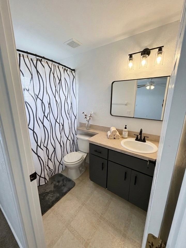 3004 Wentworth Pl - Photo 5 of 10