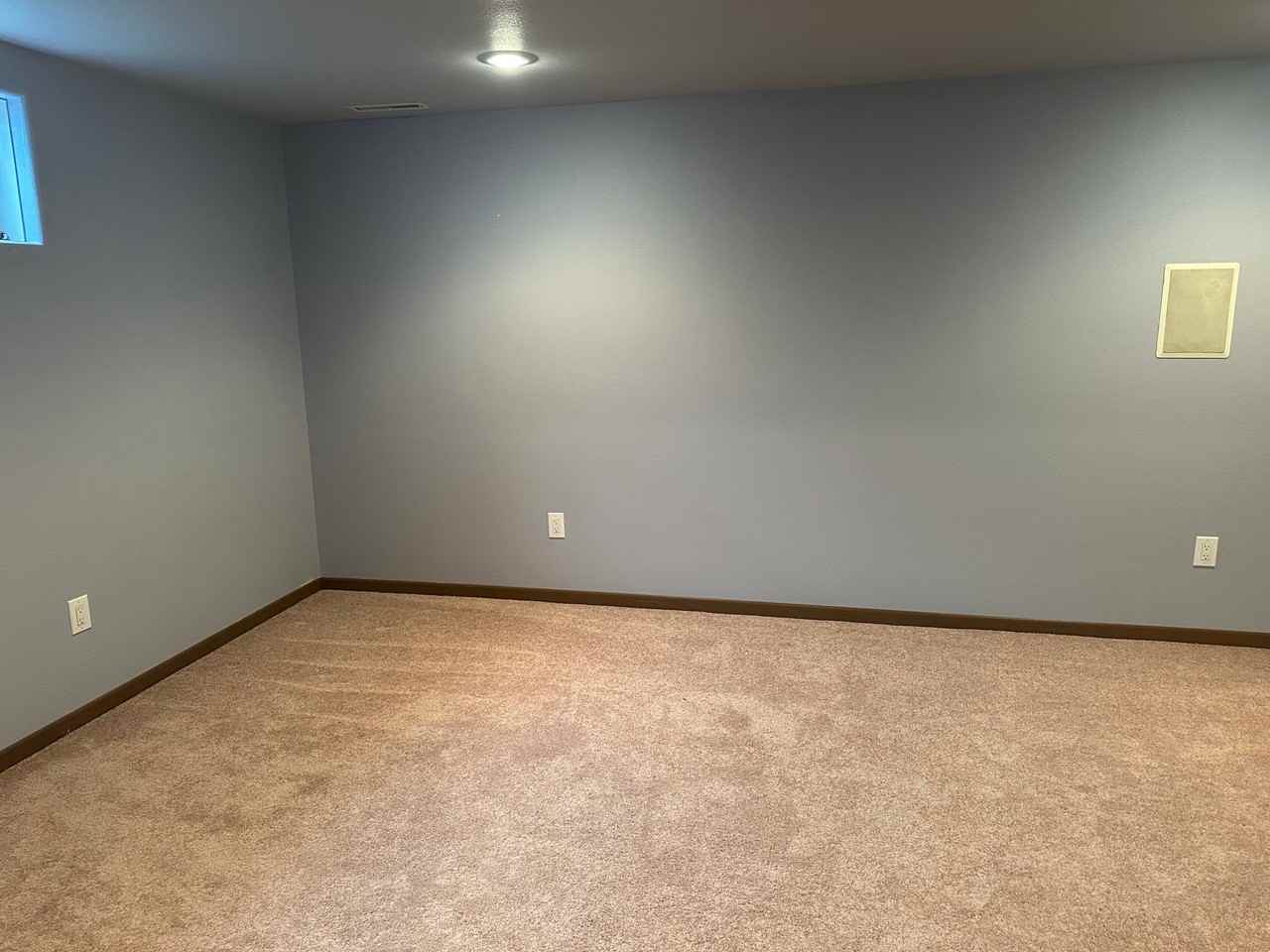 3390 Canyon Dr #D17 - Photo 5 of 7