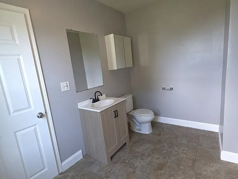25 Lester St #1 - Photo 6 of 9