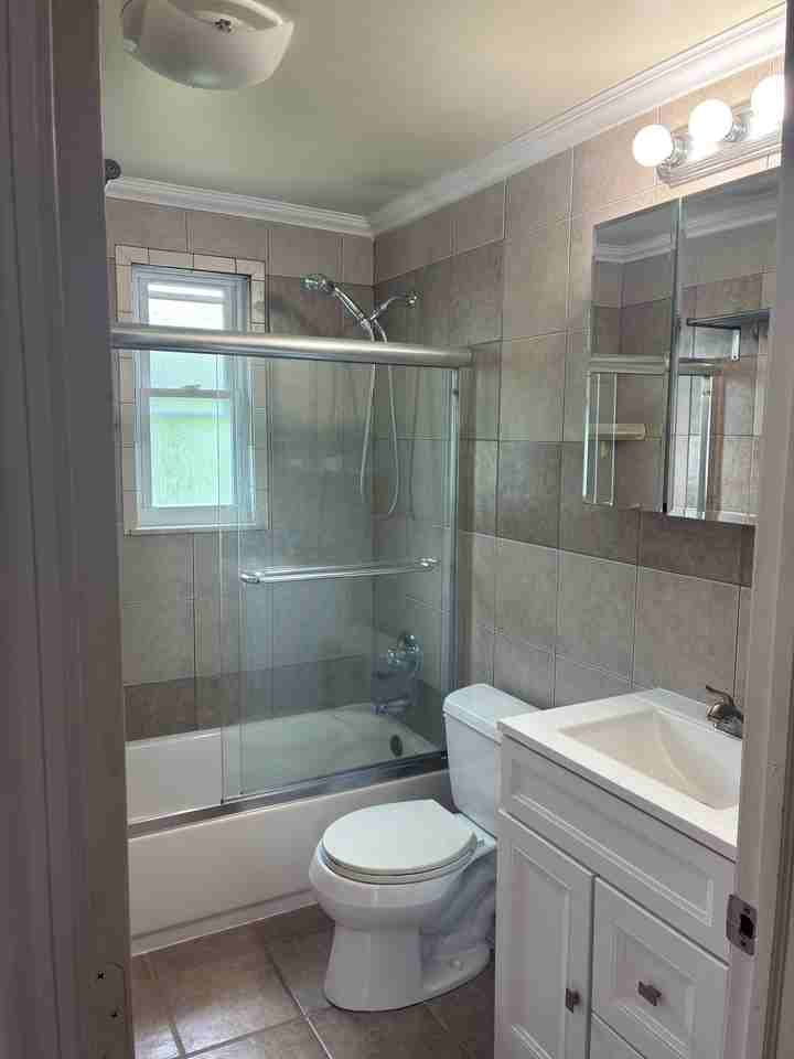 211 Verdant St - Photo 6 of 23
