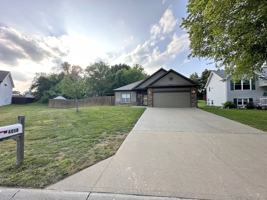 featured image of 405 Swallow St #B