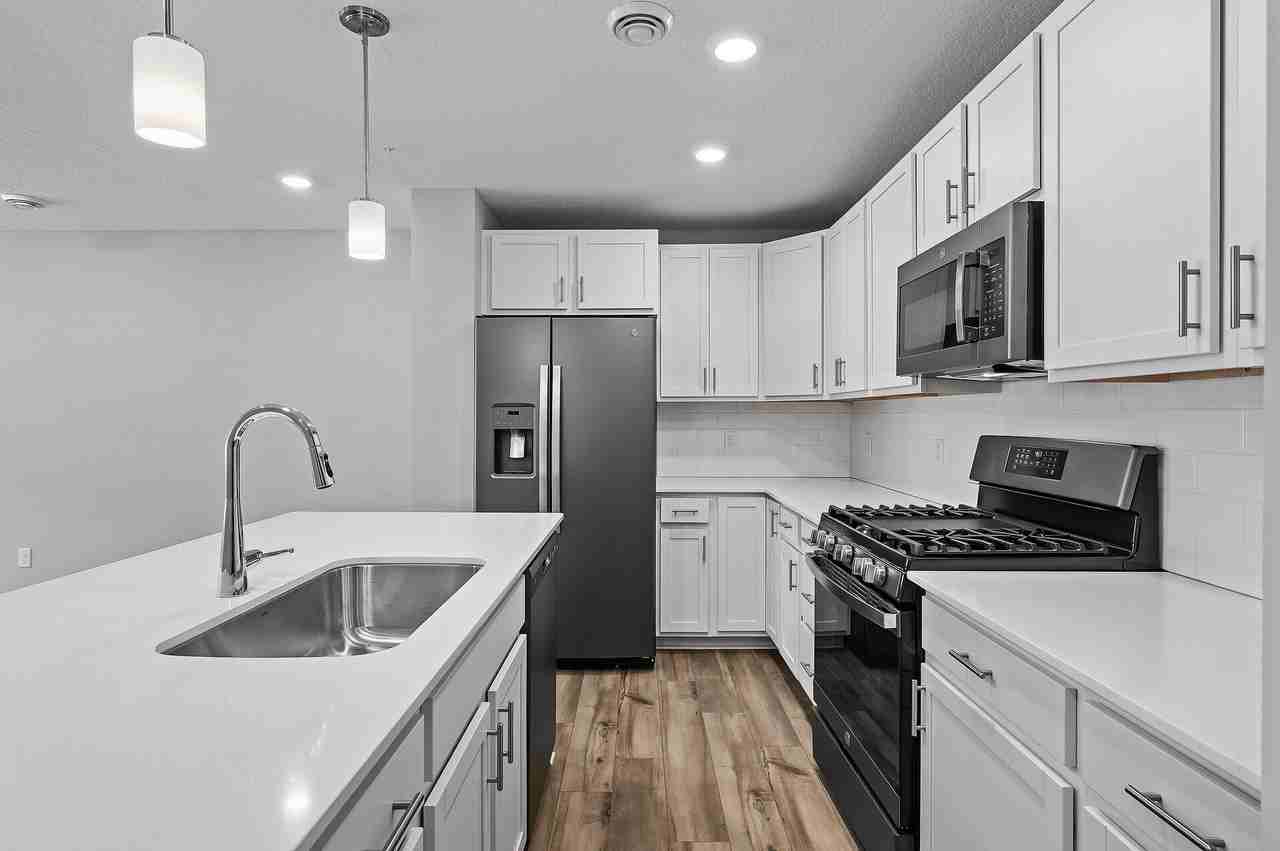 15008 Ahena Curv - Photo 4 of 19