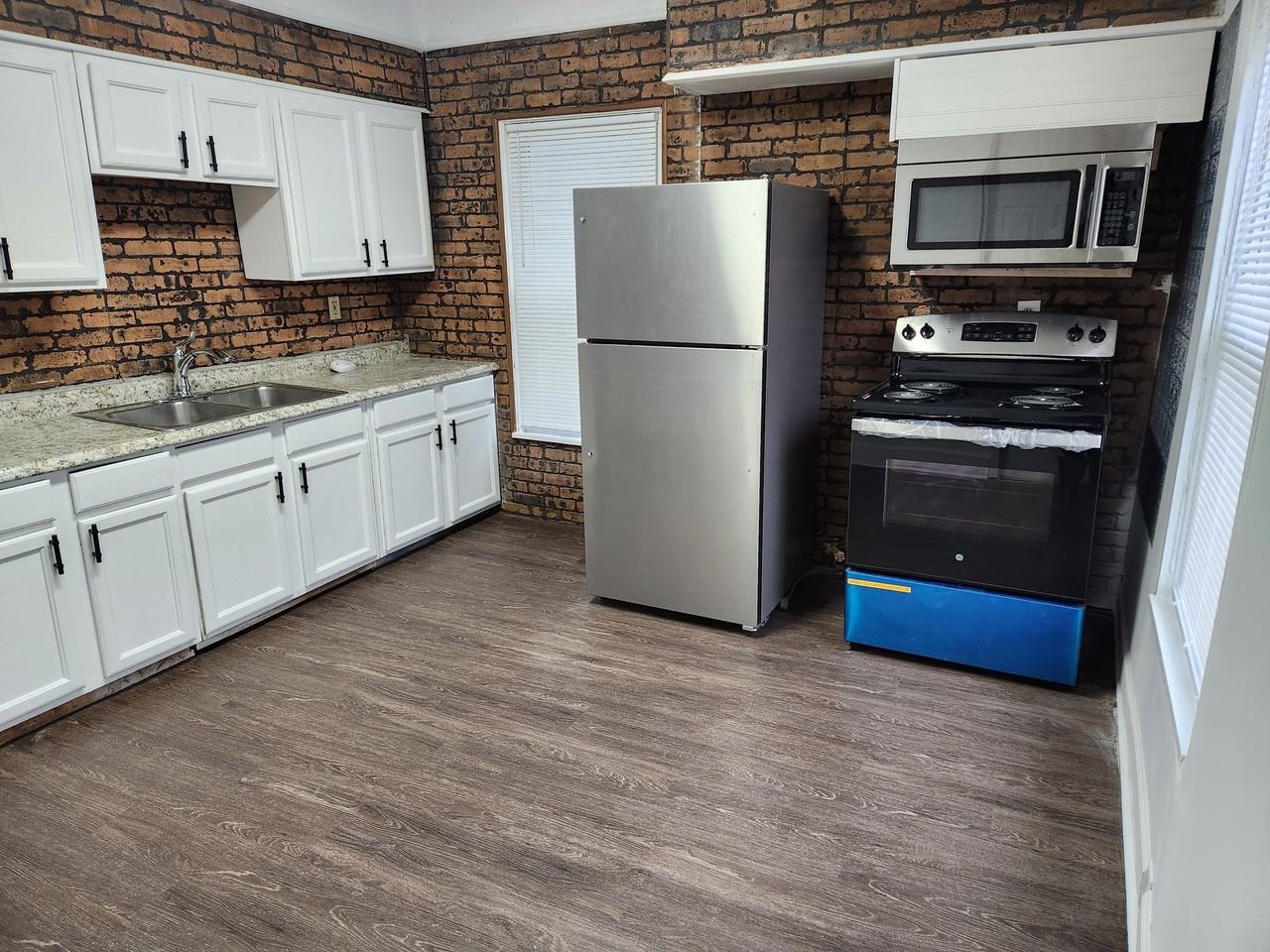 1513 Blair Ave - Photo 2 of 6