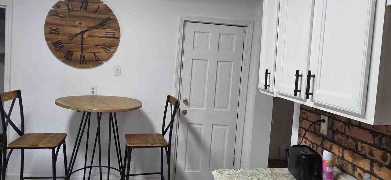 1513 Blair Ave - Photo 3 of 6