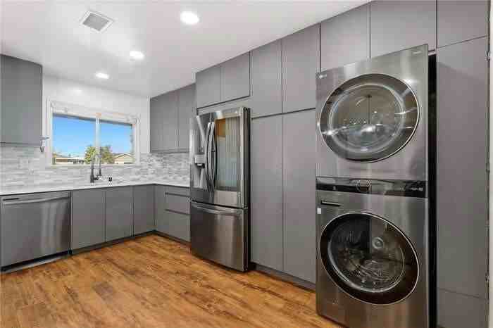 8291 San Helice Cir - Photo 5 of 9