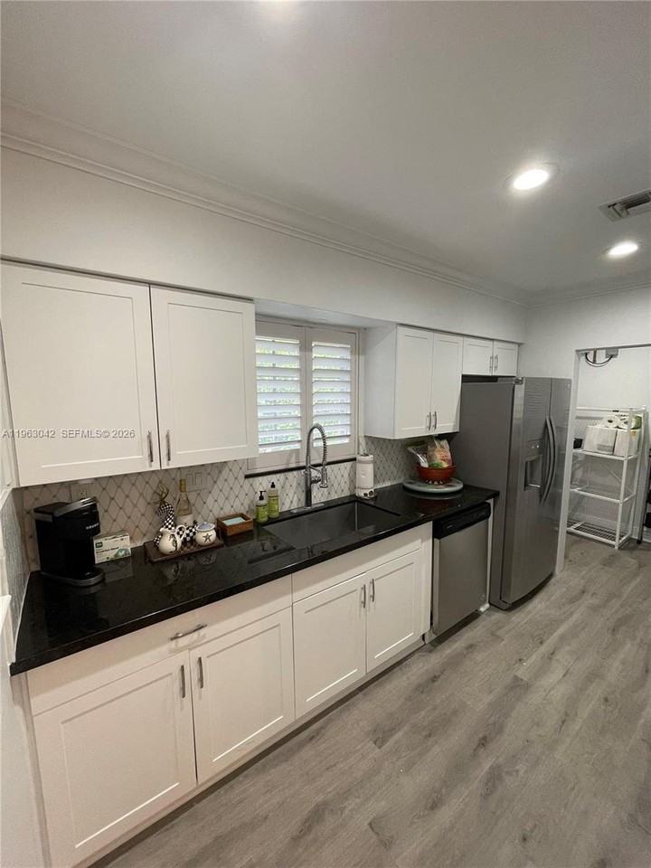 1209 Campo Sano Ave #1209 - Photo 2 of 10